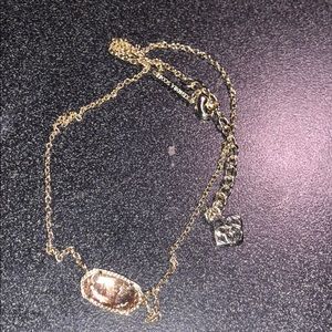Gold Kendra Scott necklace